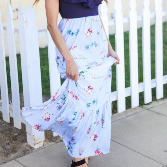 Floral Maxi Dress - Picture 2 of 2